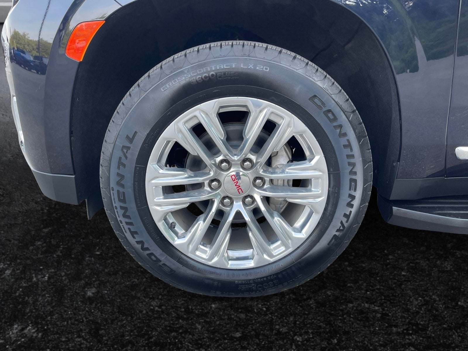 2024 GMC Yukon XL SLT