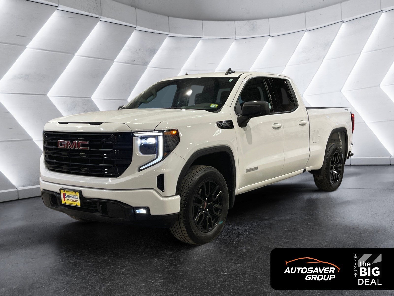 2025 GMC Sierra 1500 Elevation