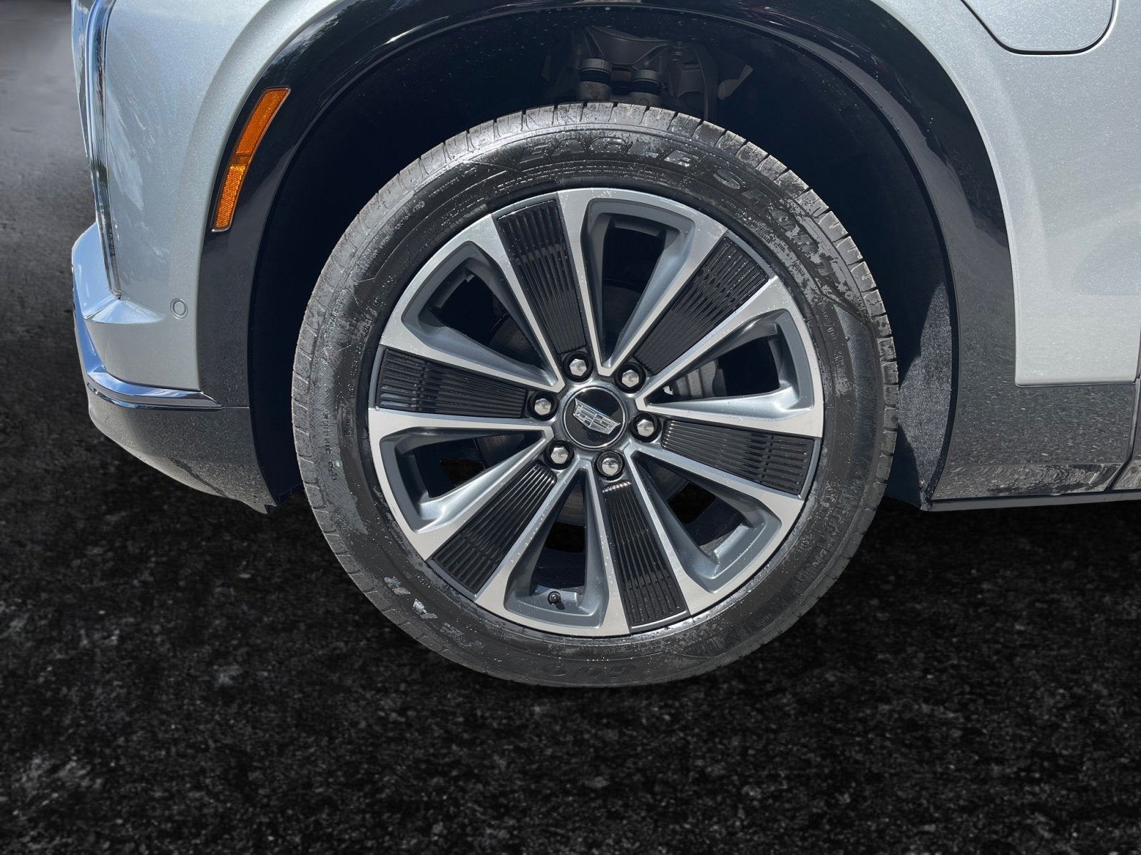 2026 Cadillac VISTIQ Sport