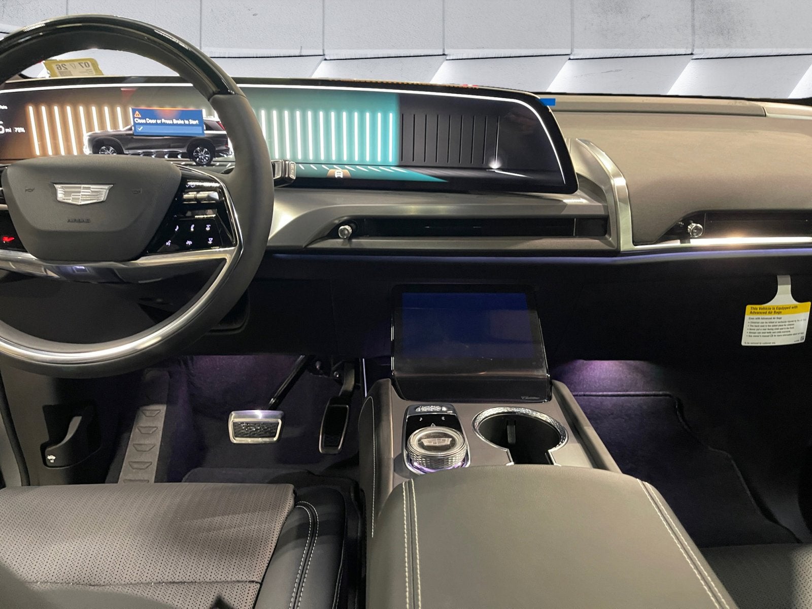 2026 Cadillac VISTIQ Sport