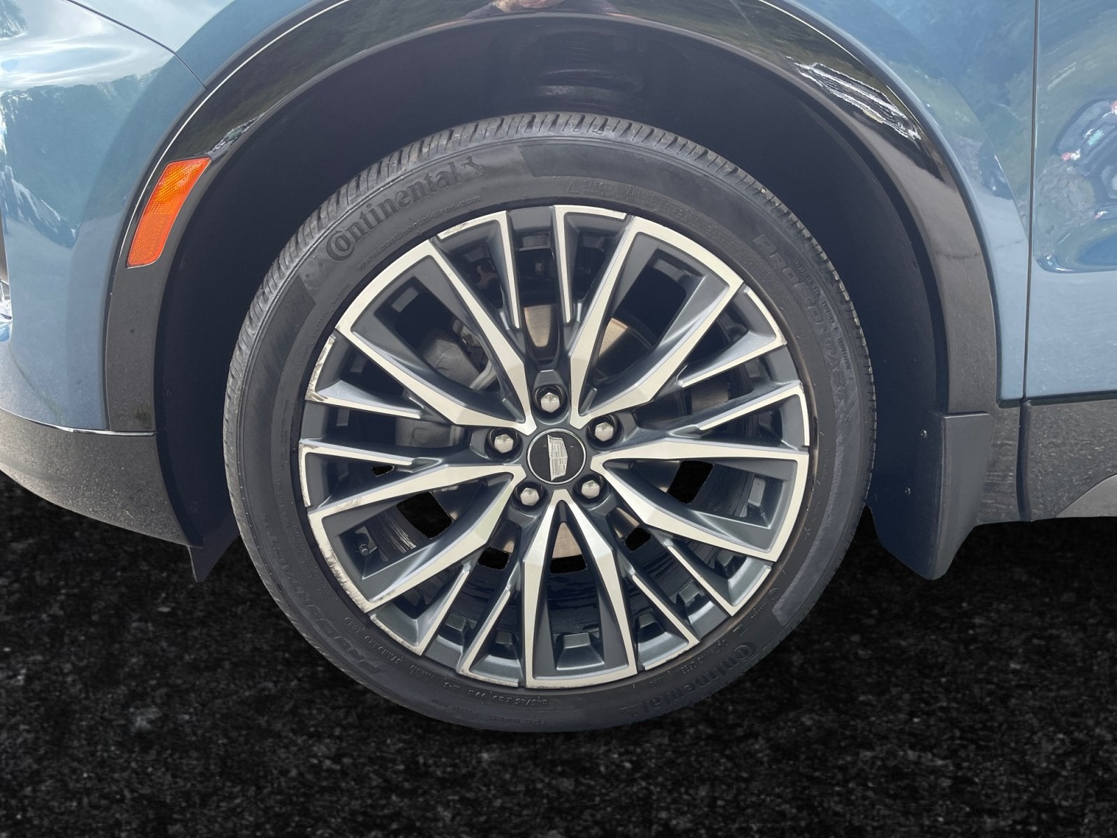 2025 Cadillac XT4 Sport