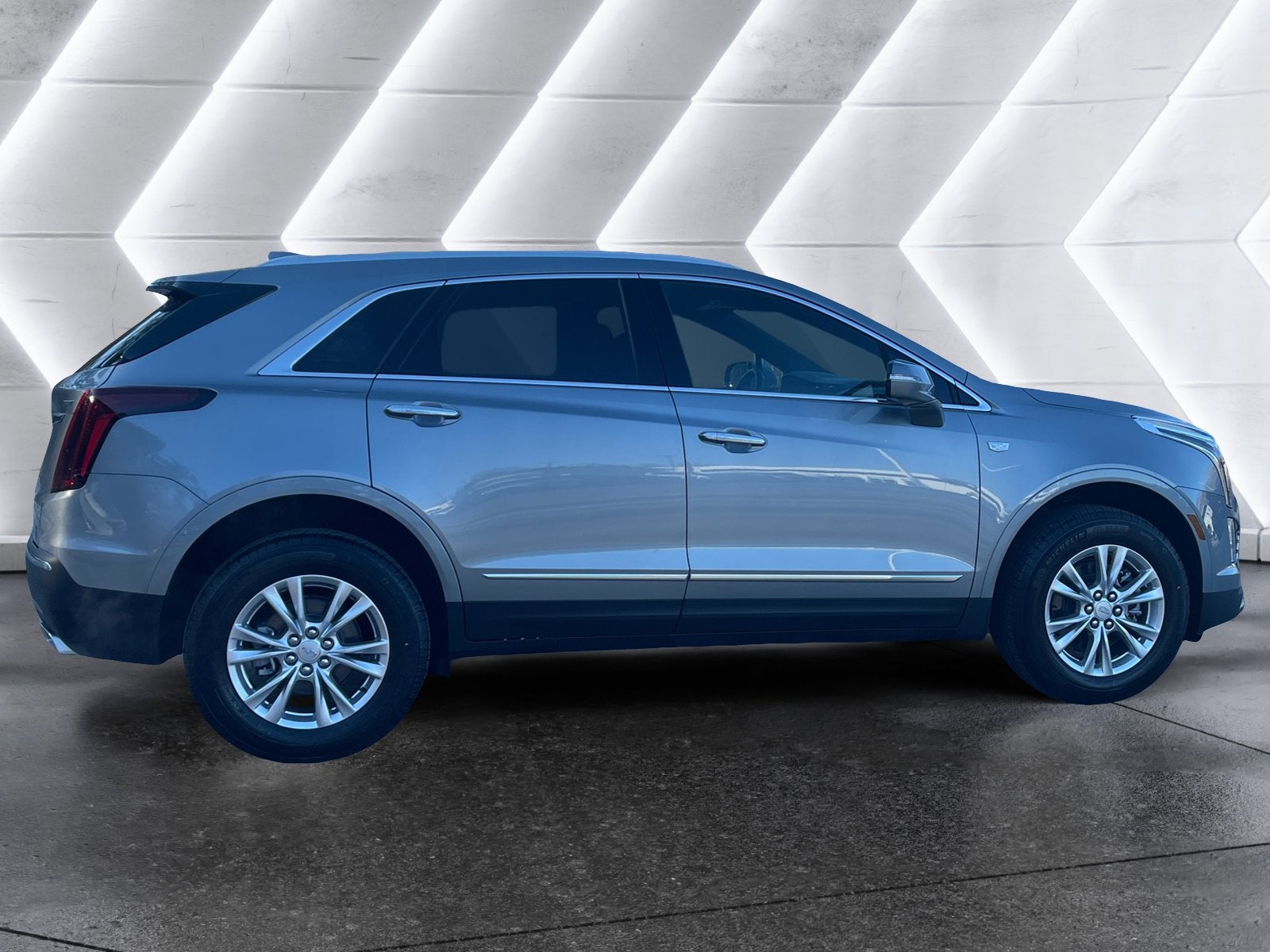2026 Cadillac XT5 Luxury