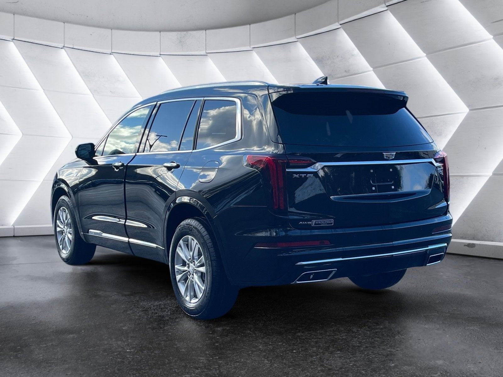 2025 Cadillac XT6 Luxury