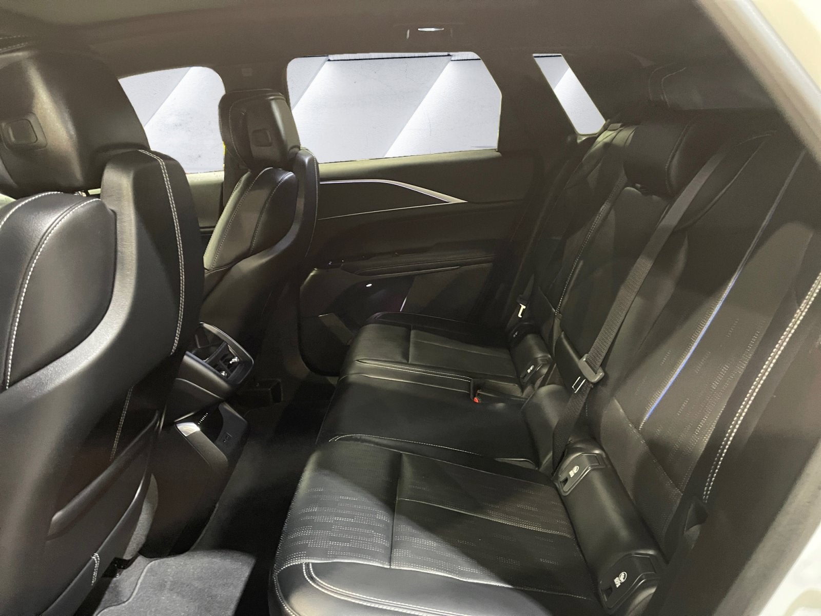 2025 Cadillac LYRIQ Luxury 1