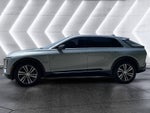 2024 Cadillac LYRIQ Luxury 1