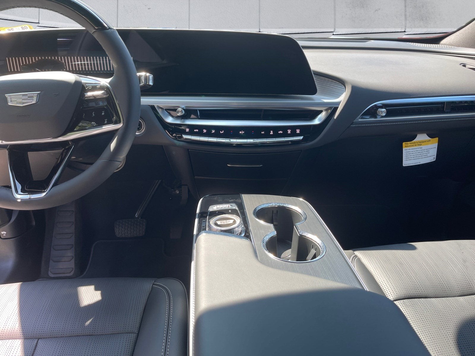 2025 Cadillac LYRIQ Sport 2