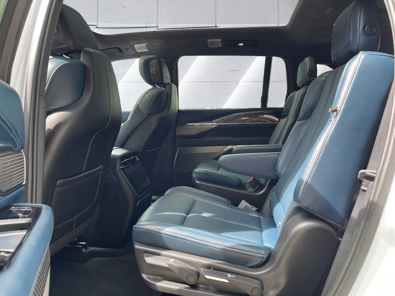 2026 Cadillac ESCALADE IQ Premium Luxury