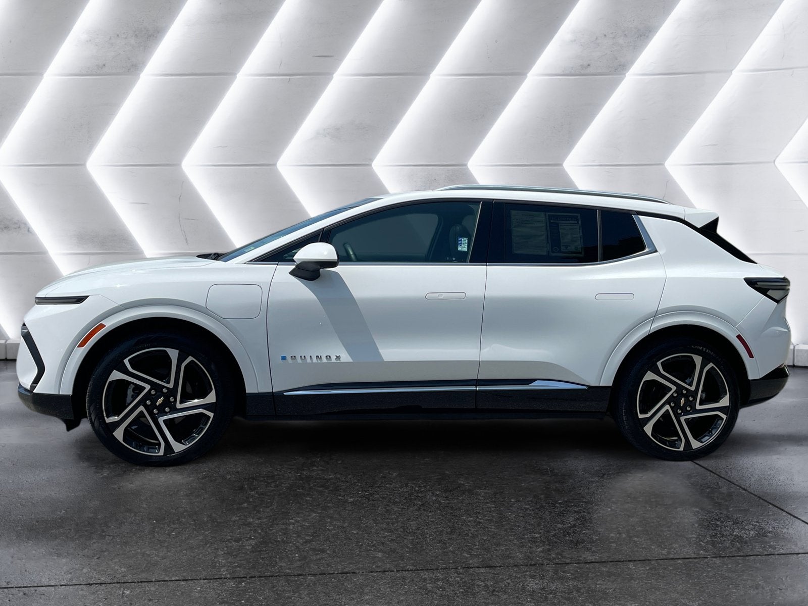 2025 Chevrolet Equinox EV LT