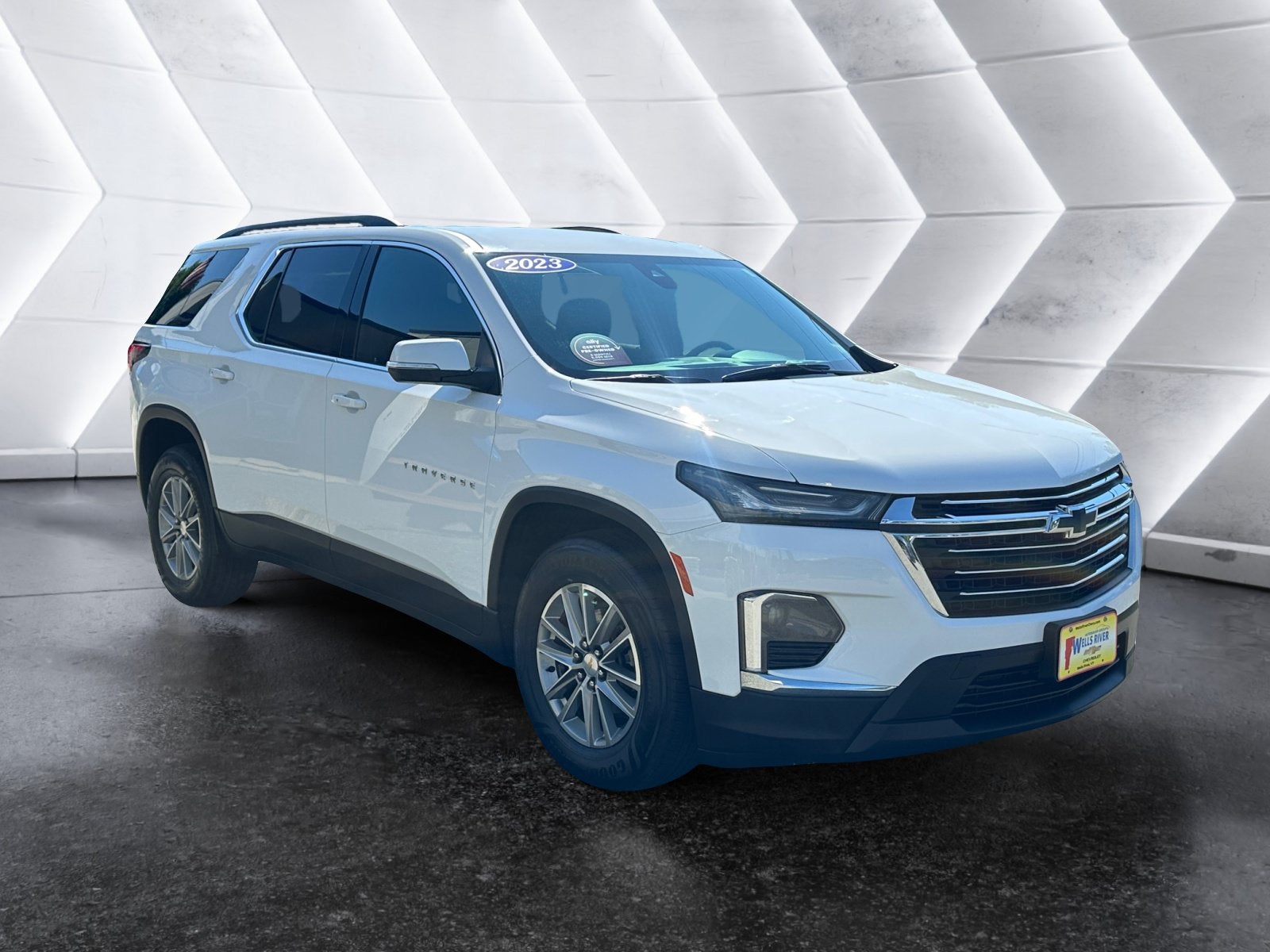 2023 Chevrolet Traverse LT Cloth