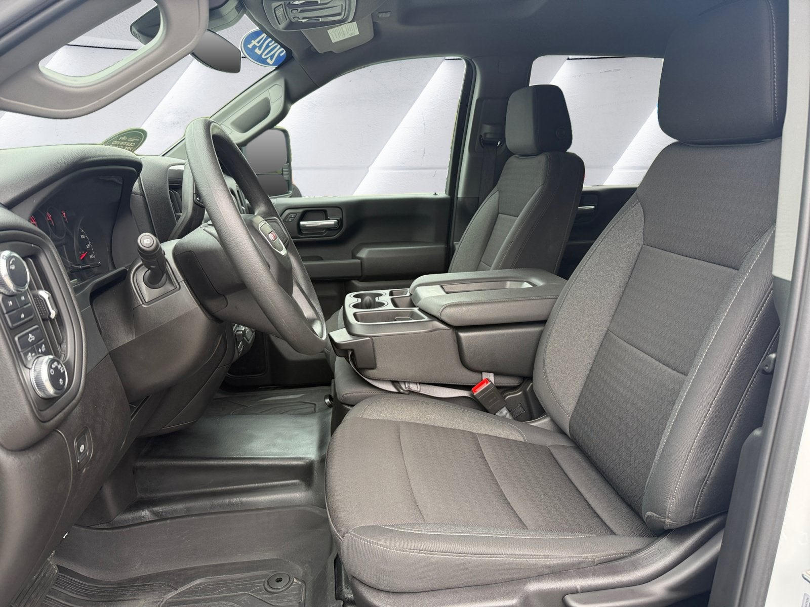 2024 GMC Sierra 2500 HD Pro