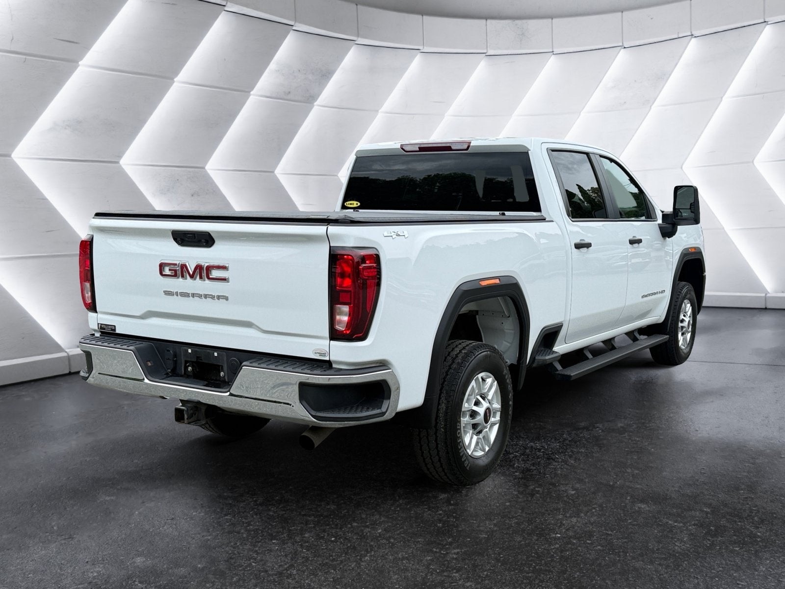 2024 GMC Sierra 2500 HD Pro