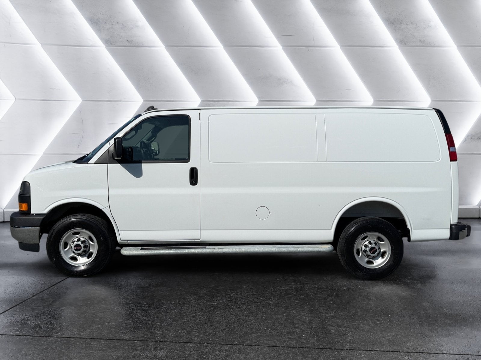 2025 GMC Savana Cargo Work Van