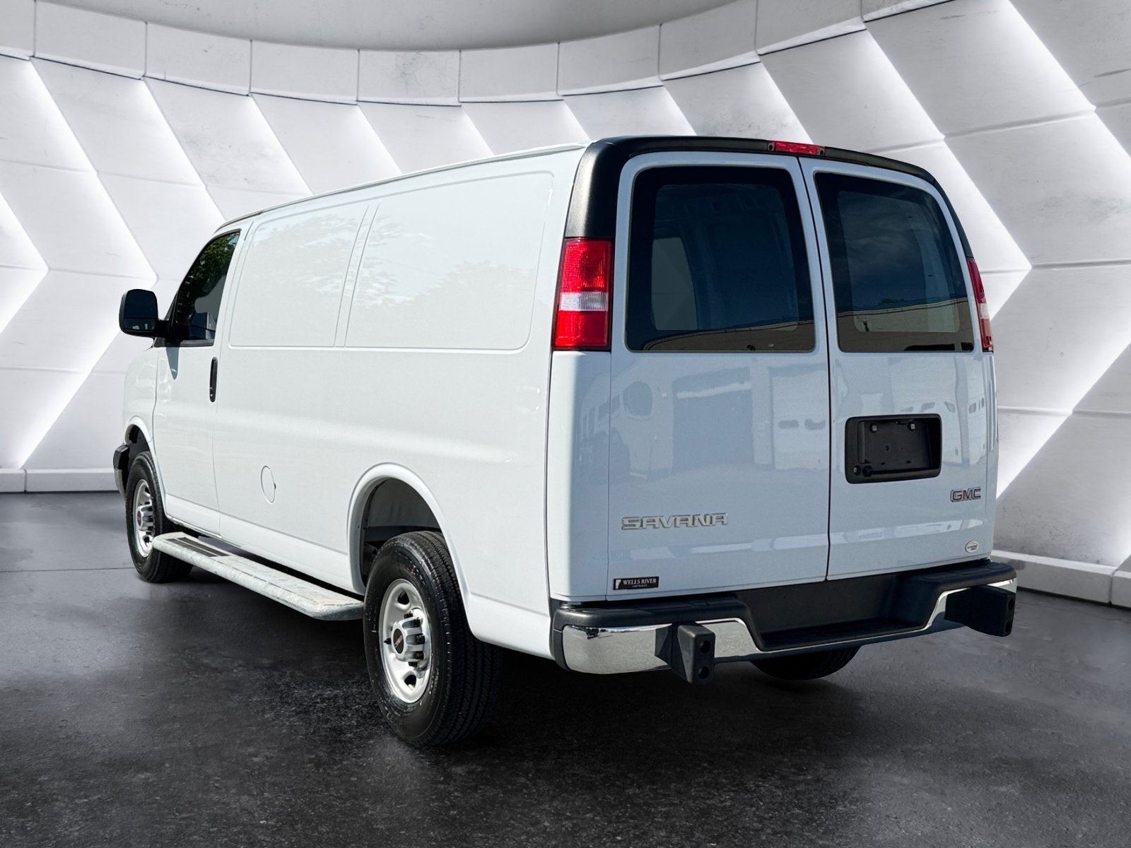 2025 GMC Savana Cargo Work Van