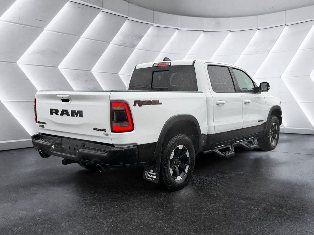 2022 RAM 1500 Rebel w/Panoramic roof