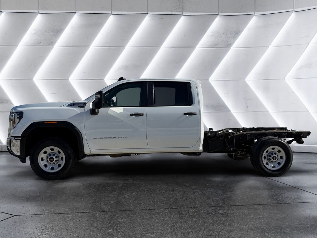 2024 GMC Sierra 3500HD Pro Chassis