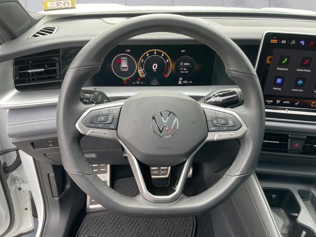 2025 Volkswagen Tiguan 2.0T SE R-Line Black