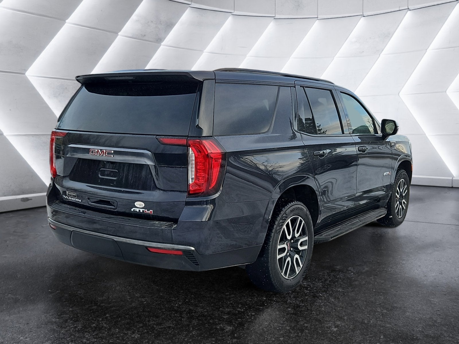 2023 GMC Yukon AT4