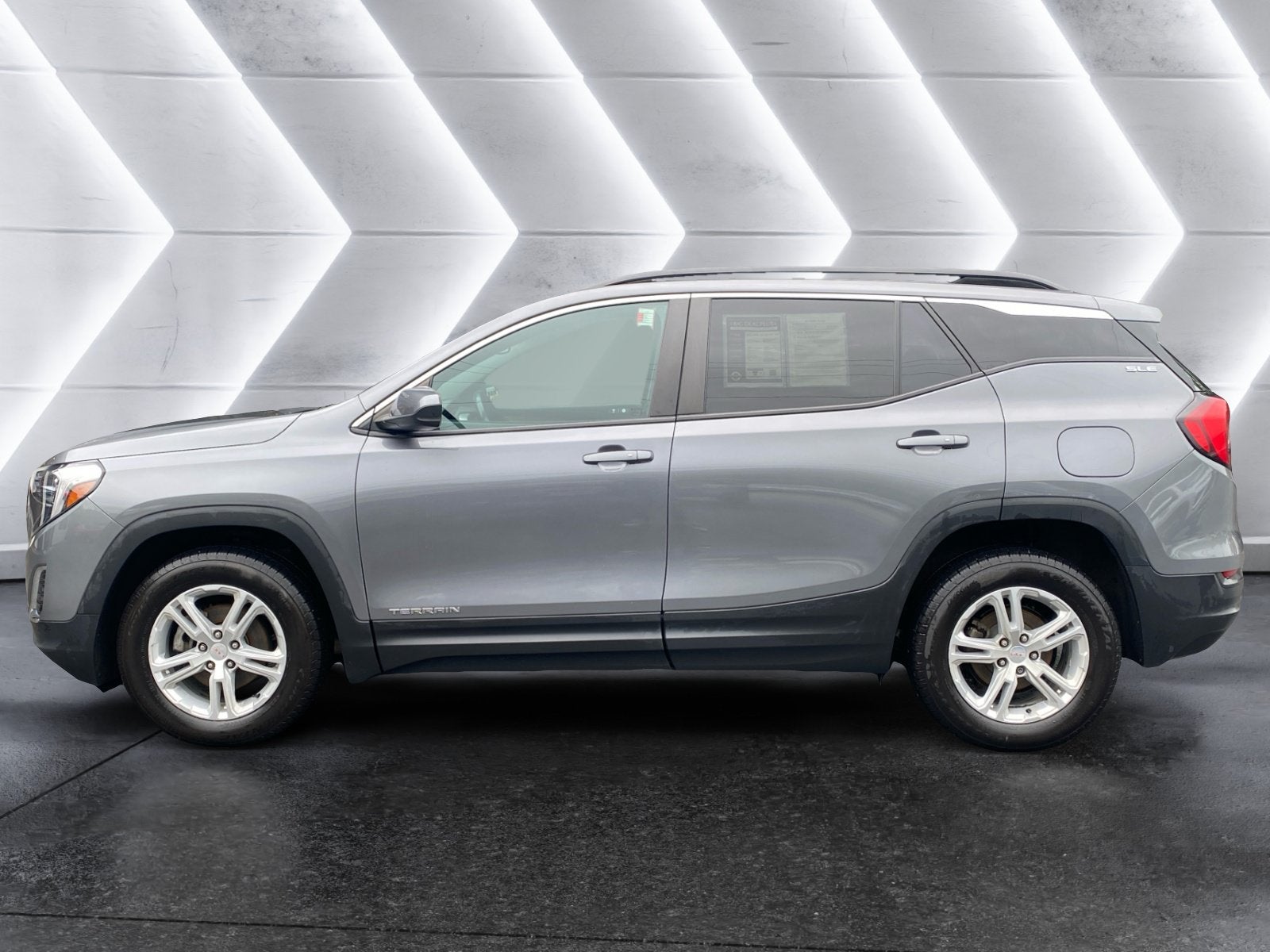 2021 GMC Terrain SLE