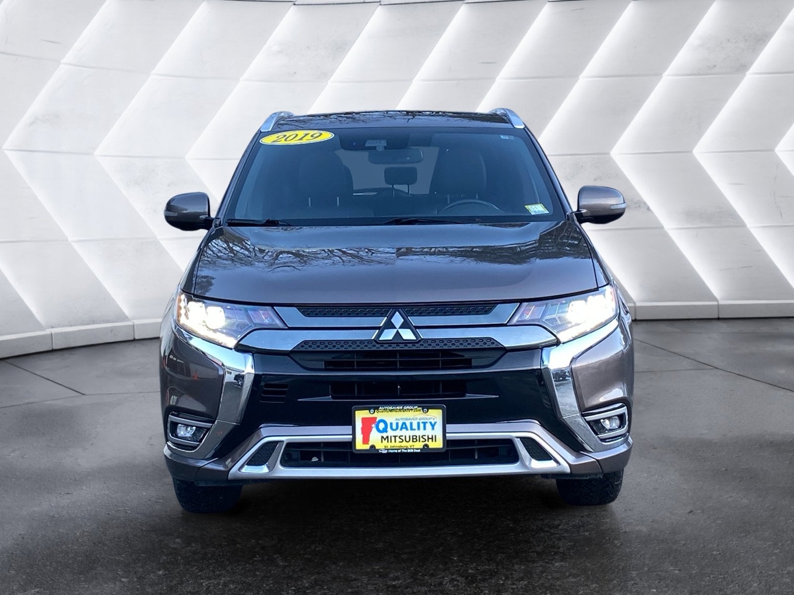2019 Mitsubishi Outlander PHEV Base