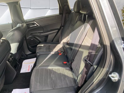 2025 Mitsubishi Outlander Base