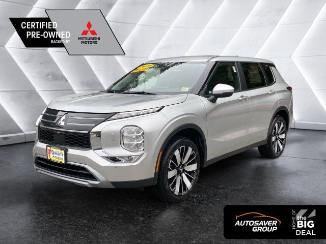 2025 Mitsubishi Outlander SE 7 Passenger
