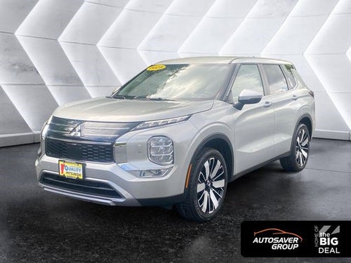 2025 Mitsubishi Outlander Base