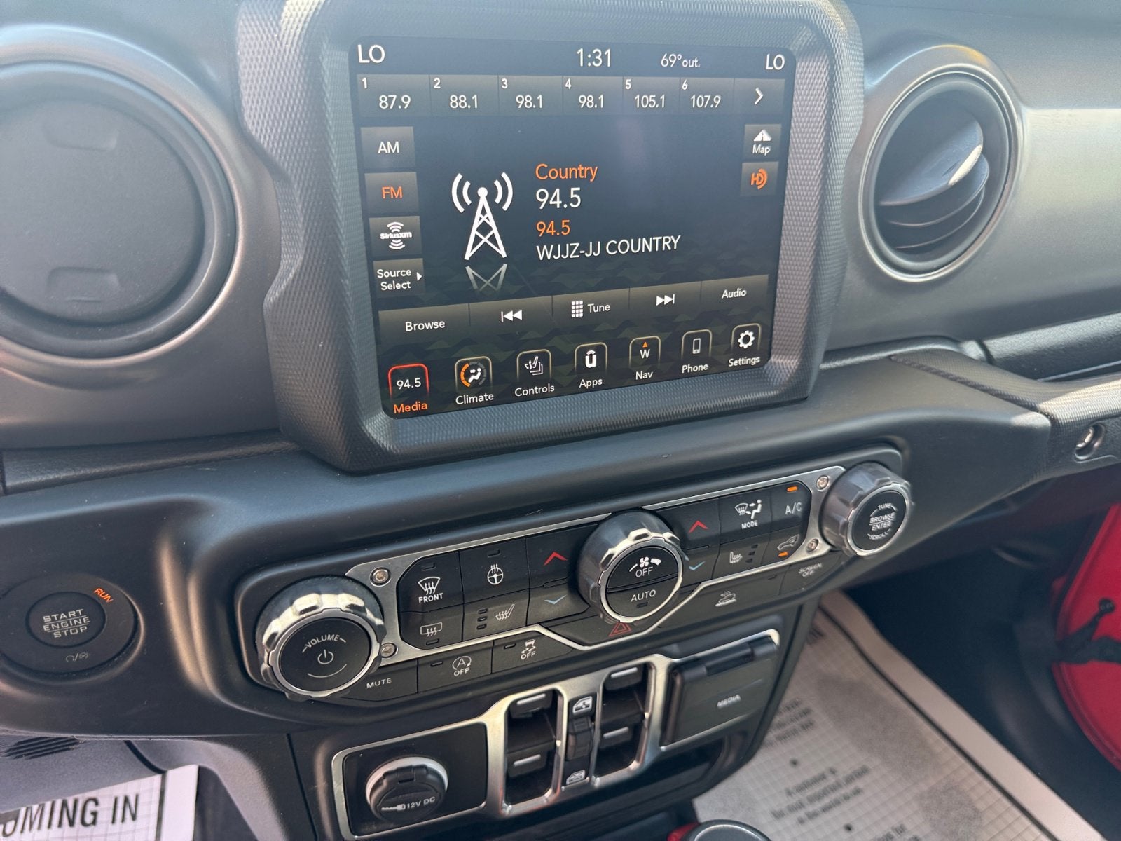 2023 Jeep Gladiator Sport S