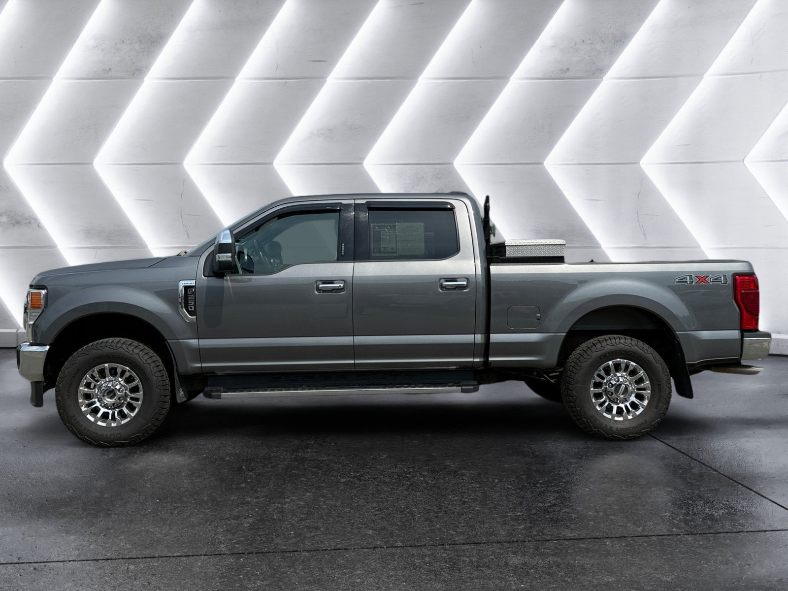 2022 Ford Super Duty F-250 SRW Lariat