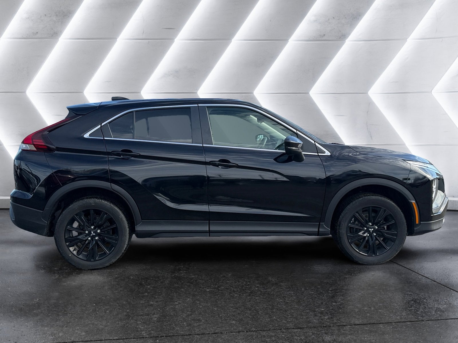 2024 Mitsubishi Eclipse Cross LE