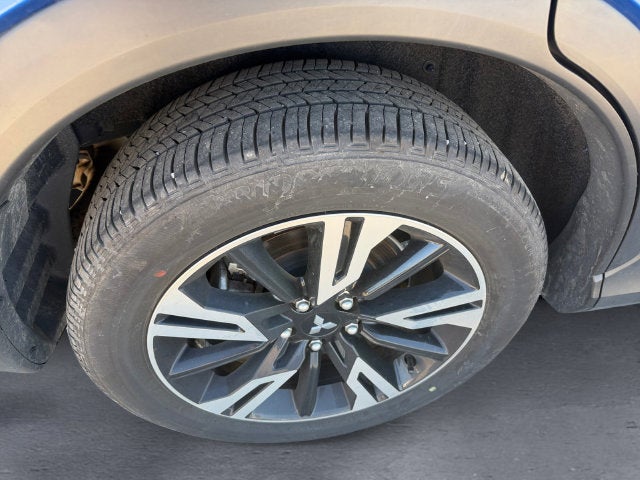 2025 Mitsubishi Eclipse Cross Base