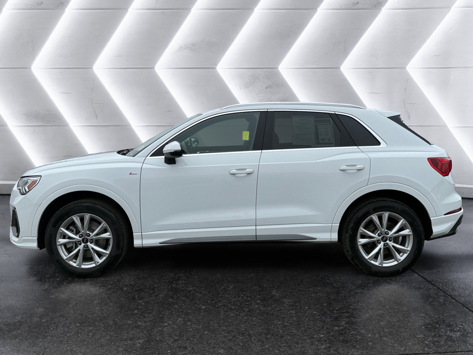 2025 Audi Q3 S line Premium