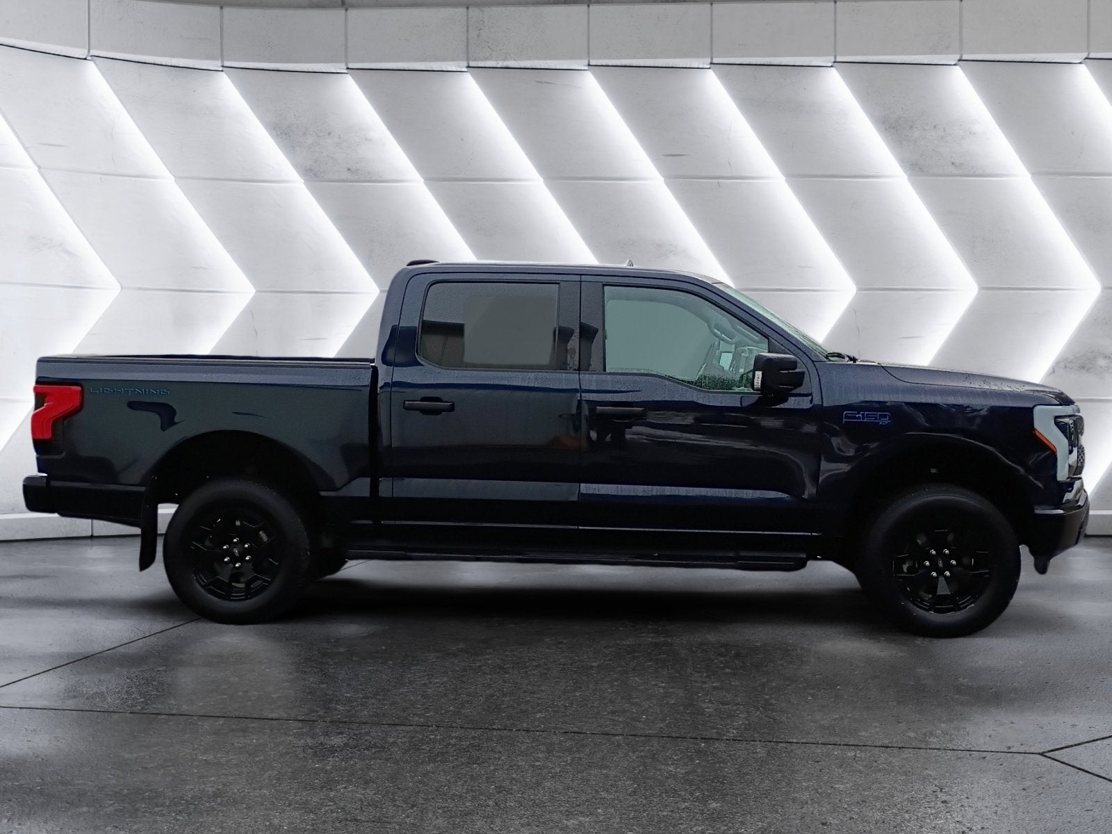 2025 Ford F-150 Lightning XLT