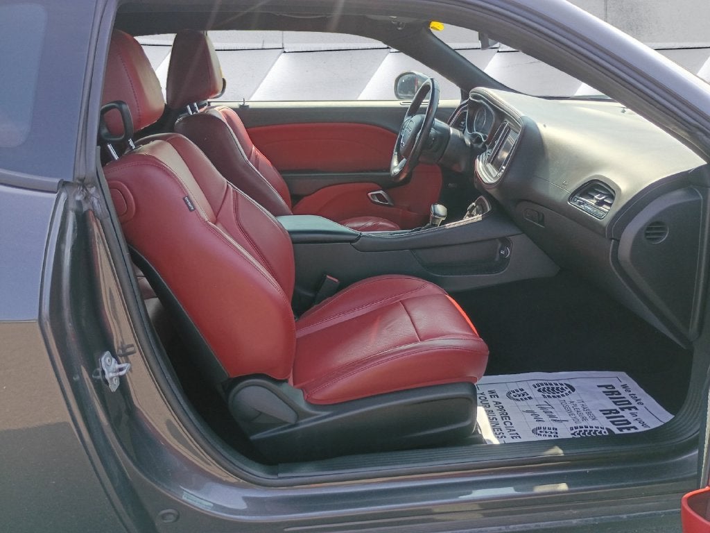 2021 Dodge Challenger SXT AWD